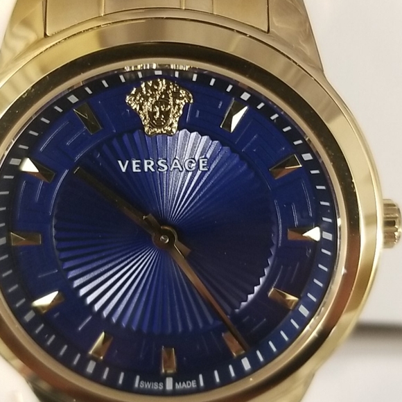 Authentic Versace watch - Picture 8 of 8